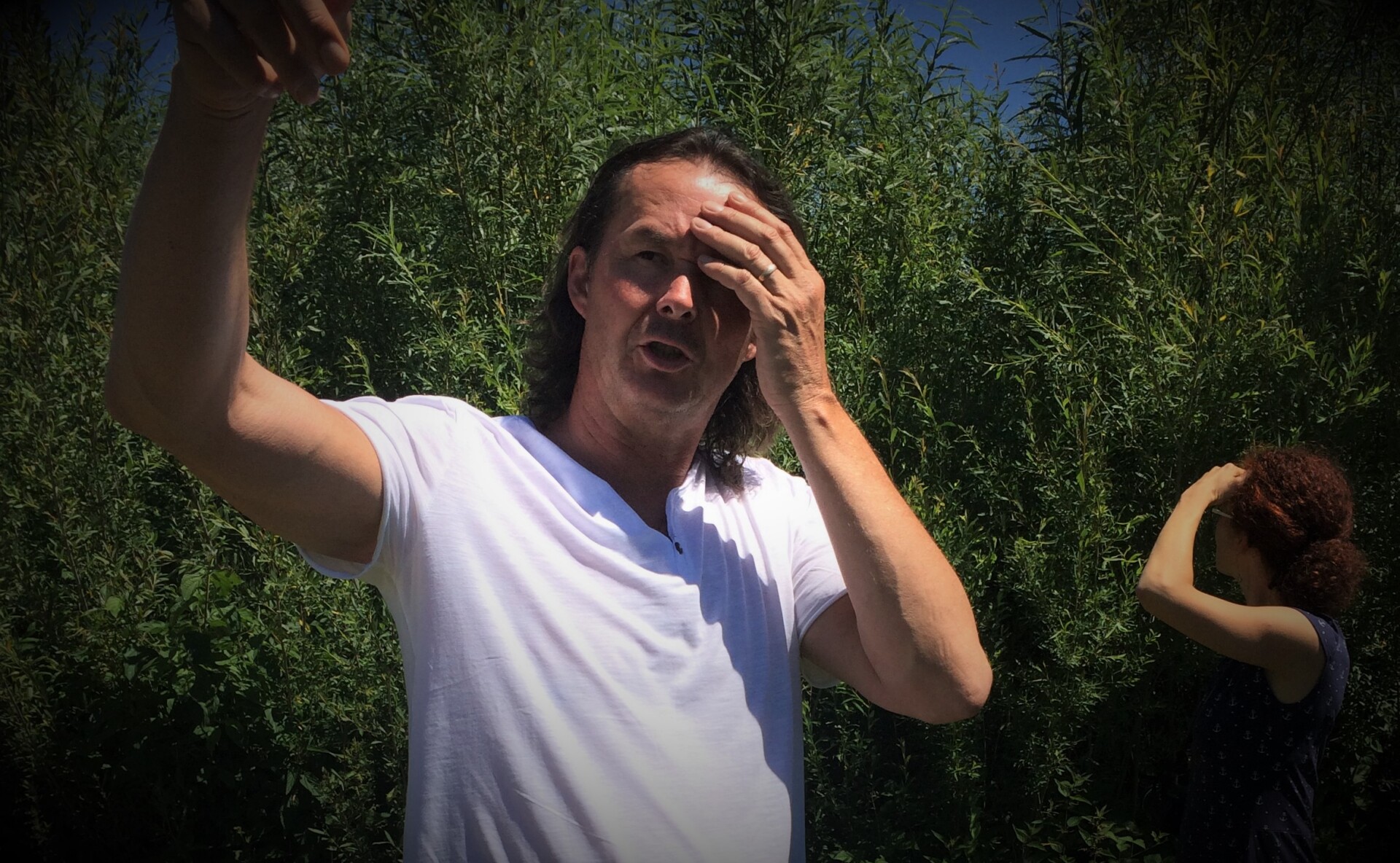 Karl-Heinz Freitag explains vividly what a wide range of applications willow has